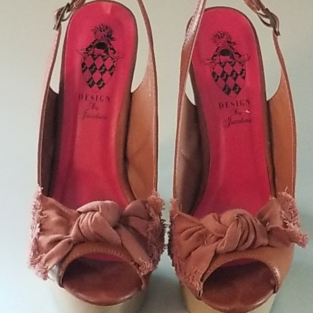 DESIGN BY JACOBIES PLATFORM SLINGBACKS - Size 8